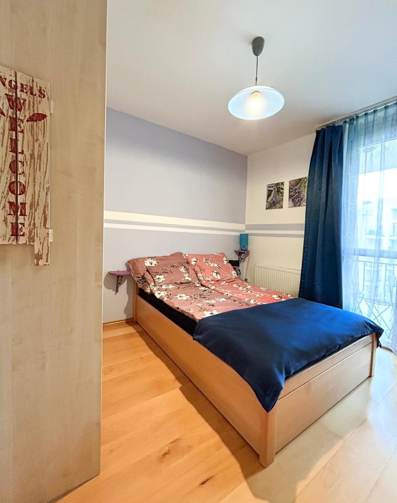 Lovely Home - Free Parking บูดาเปสต์ ภายนอก รูปภาพ